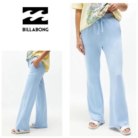 New. Billabong sky blue wide leg sweat pants. Small. Retails $59 - Picture 1 of 11